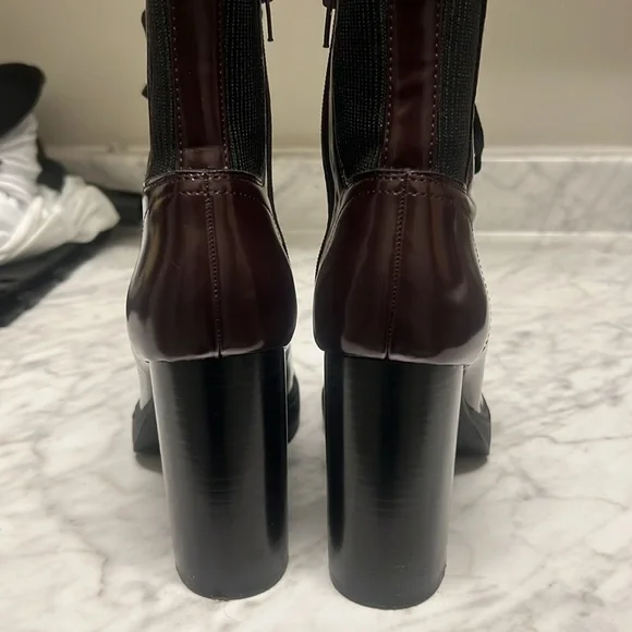Steve Madden Latch boots size 9 Women's Burgundy in Color Lace Up Combat chunky - Picture 6 of 8